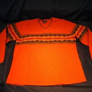 Ladies lambswool V-neck sweater